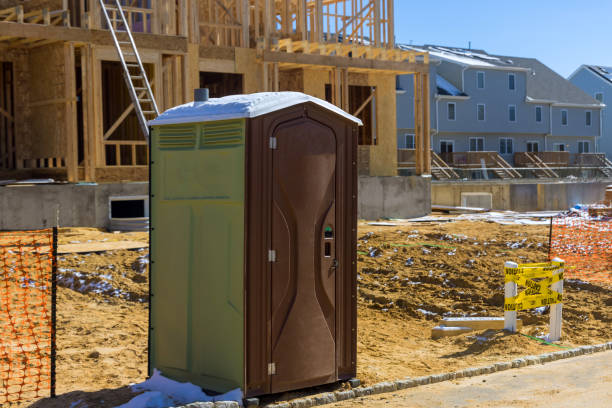 Best Sanitation services for porta potties  in Flint, MI