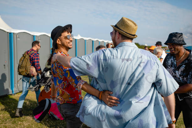Best Porta potty rental near me  in Flint, MI