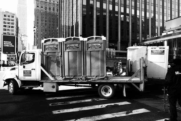 Portable Toilet Options We Offer in Flint, MI